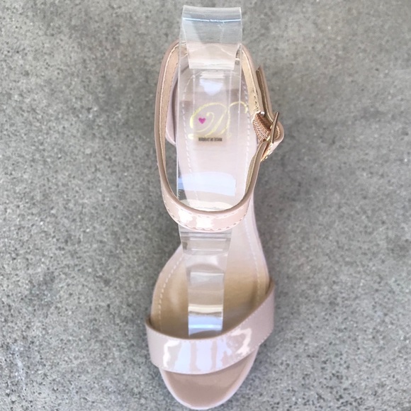 ✅ Basic Nude Patent leather HEEL w/ ankle strap ✅ - Picture 3 of 4